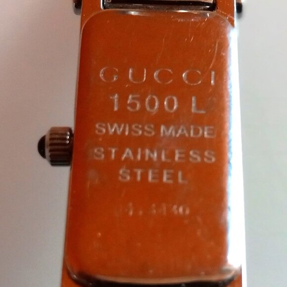 Gucci Silver & Black, Swiss Made, Quartz Ladies Watch - Picture 11 of 15